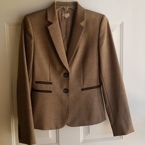 Brown blazer with cute English riding style look.